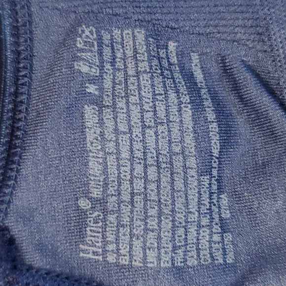 Hanes Bra - Size M - Picture 4 of 4